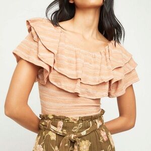 FREE PEOPLE Heirloom Ruffle Top EUC